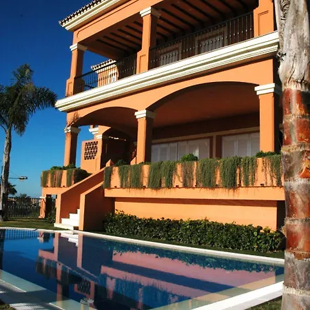The Heights Boutique Hotell 4*